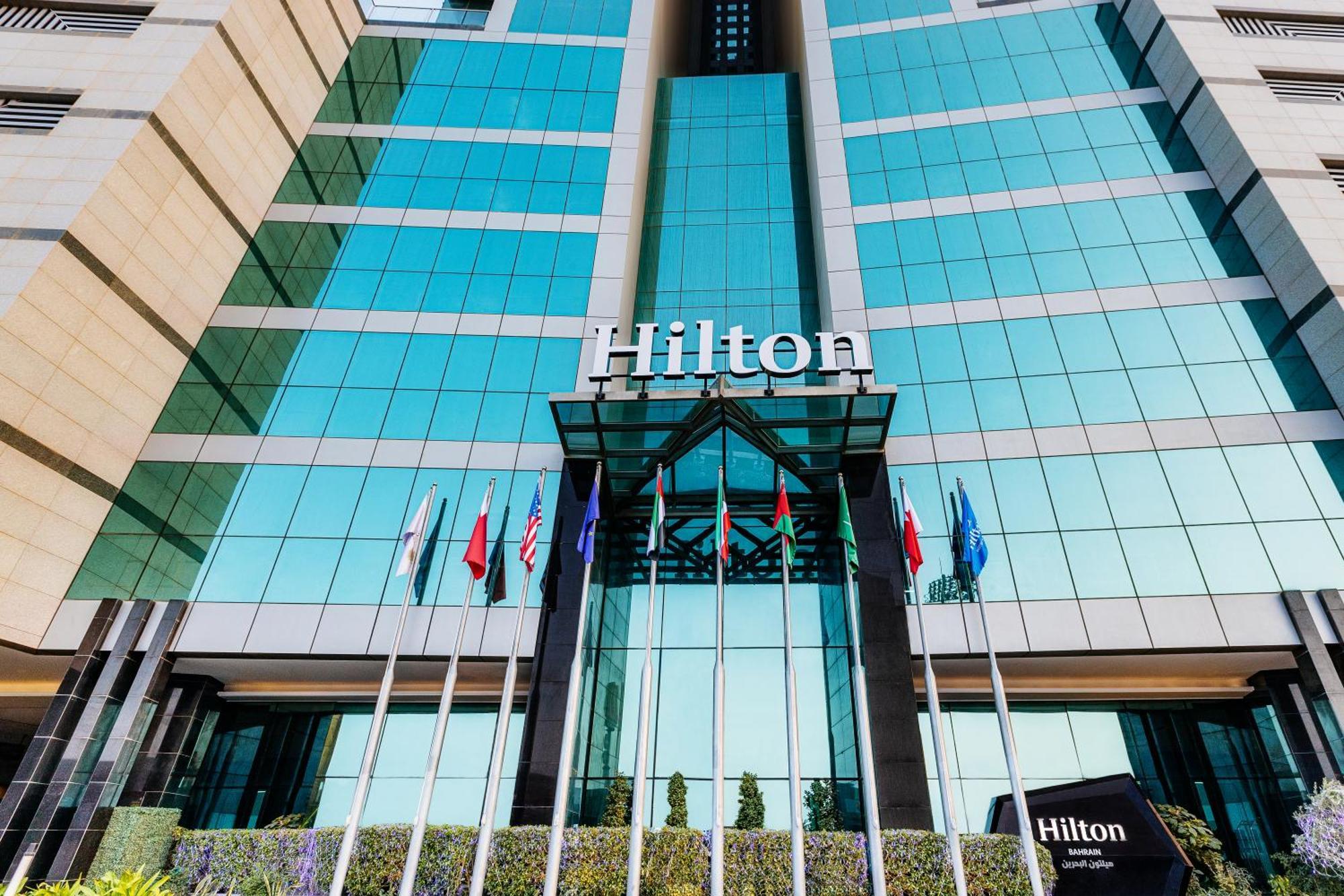 Отель Hilton Bahrain Манама Экстерьер фото Hilton Baku