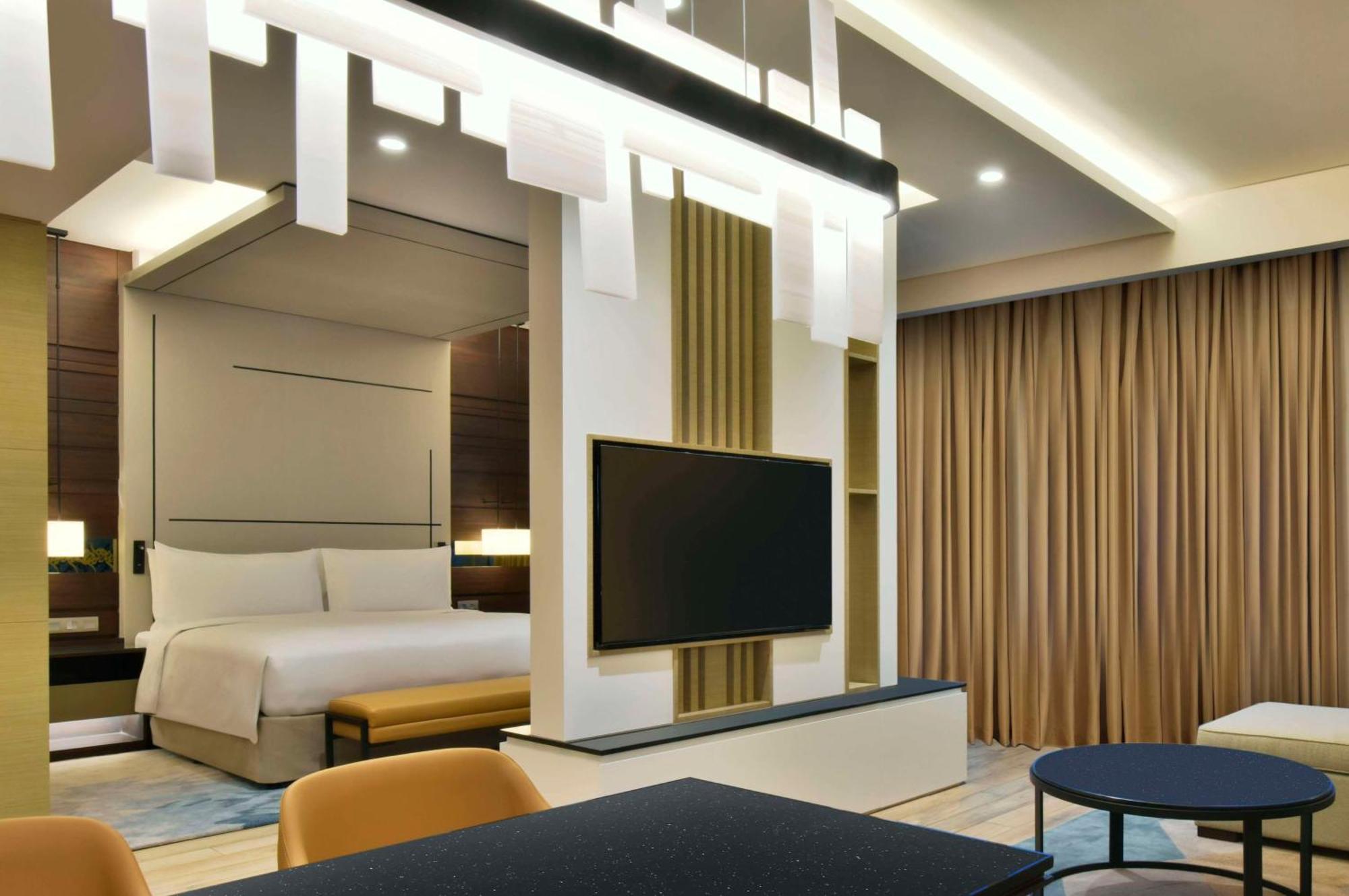 Отель Hilton Bahrain Манама Экстерьер фото