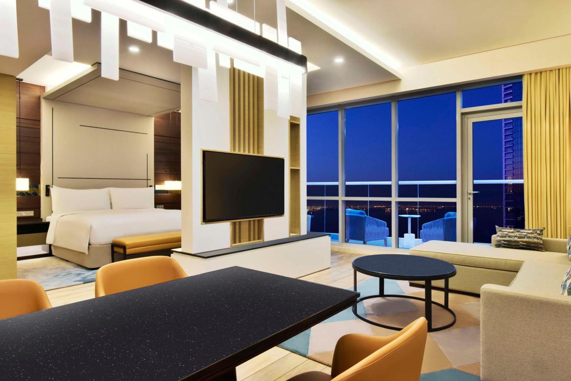 Отель Hilton Bahrain Манама Экстерьер фото
